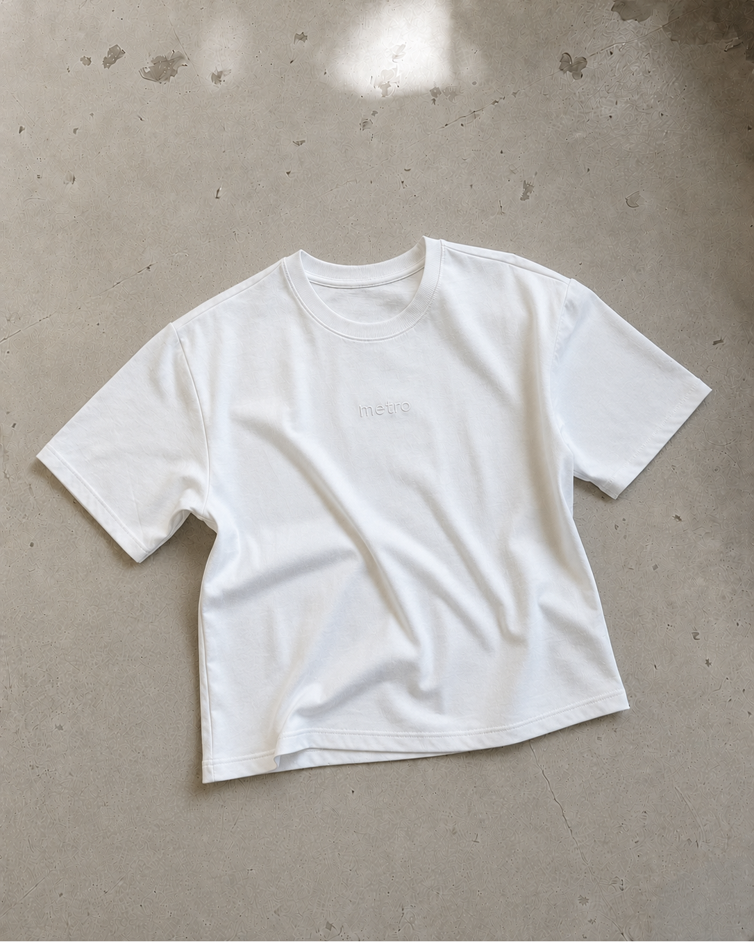 metro TEE - WHITE