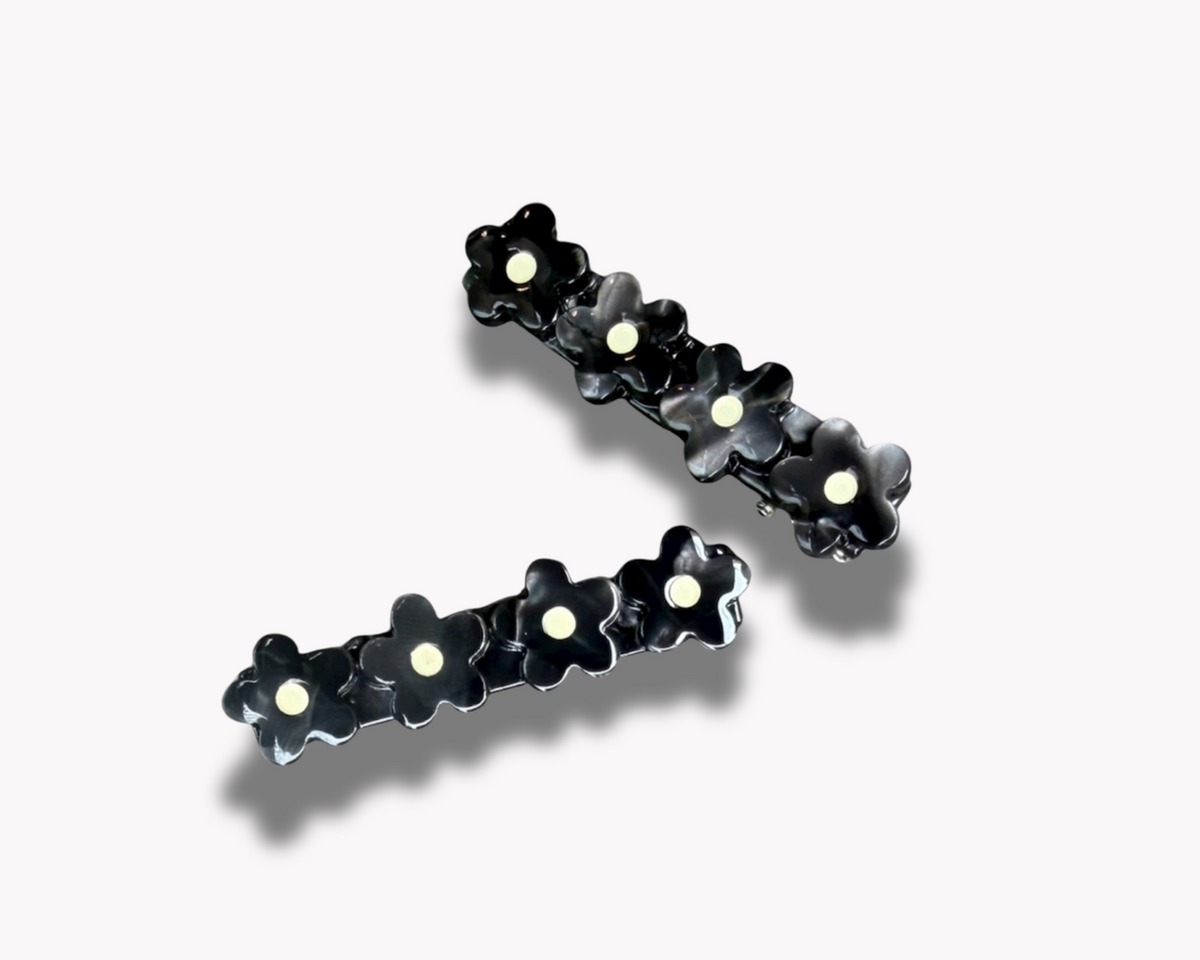 DAISY HAIR CLIP - BLACK & WHITE