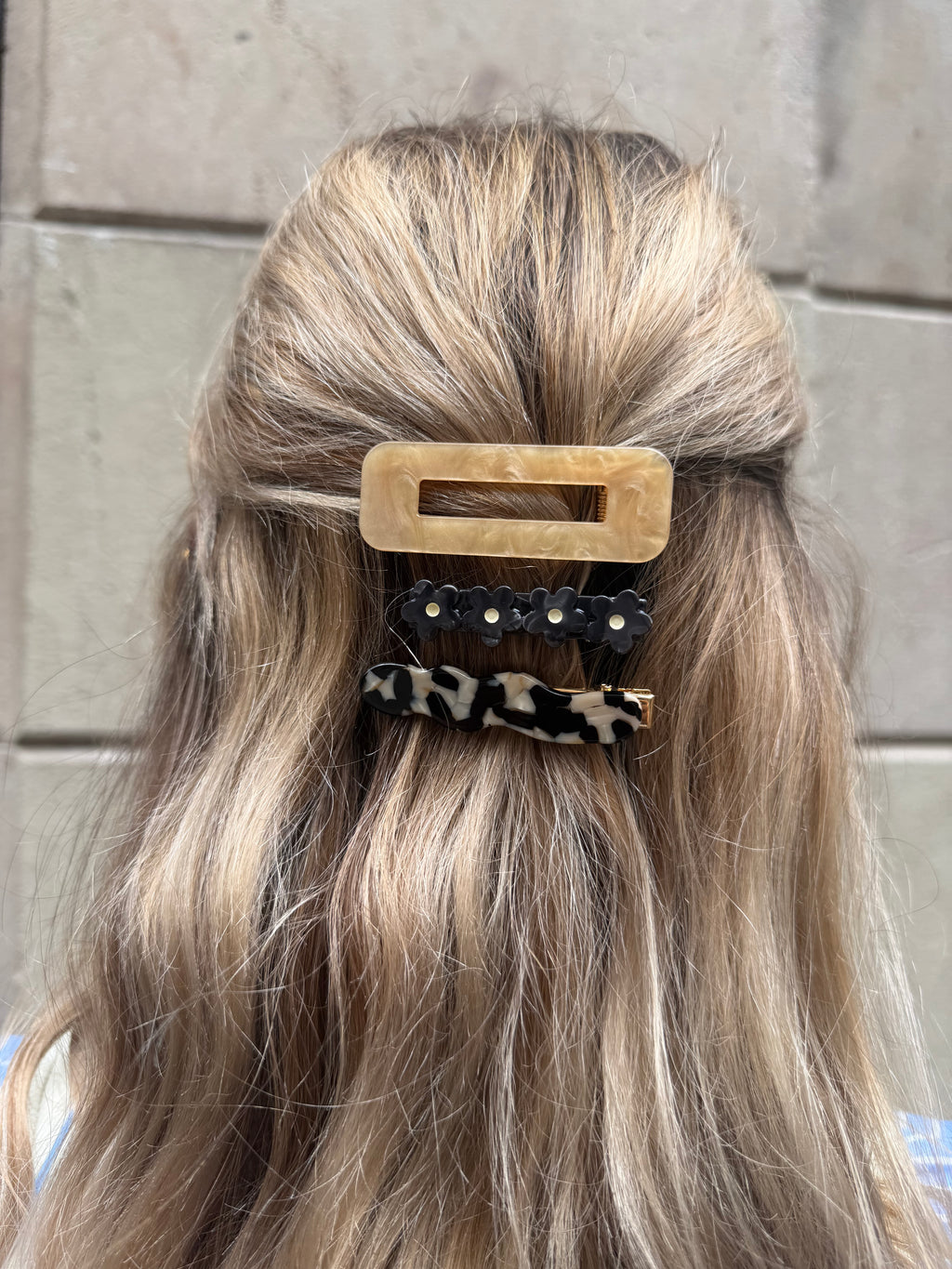 NOT SO CLASSIC HAIR CLIP -MARBLE GLOW