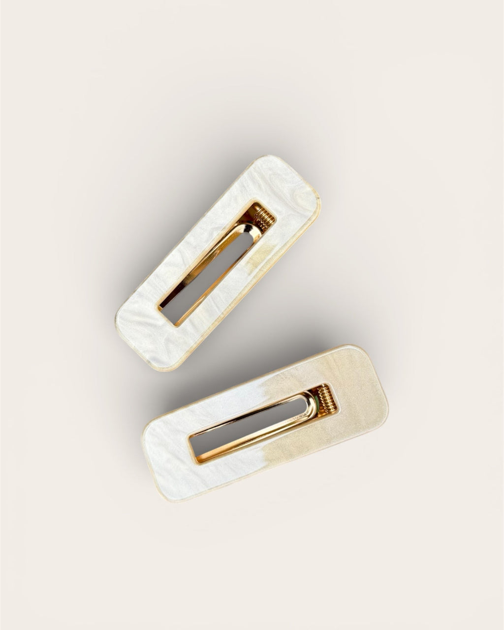 NOT SO CLASSIC HAIR CLIP -MARBLE GLOW