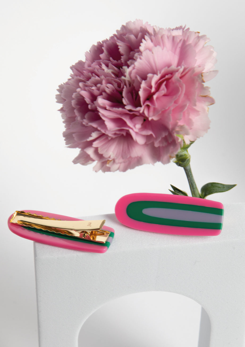 BOOMERANG HAIR CLIP