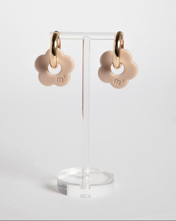 FLOWERS EARRINGS - LATTE