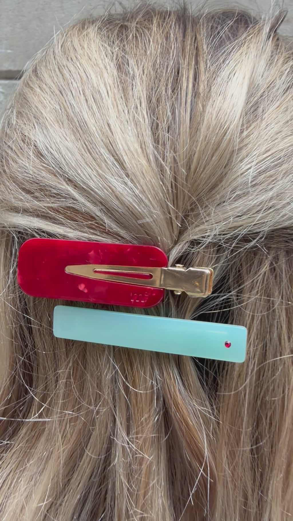 BRILLI BRILLI HAIR CLIP - BABY BLUE